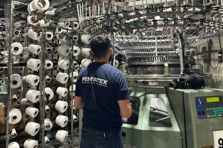 fondo empleado pentatex 1920x1280